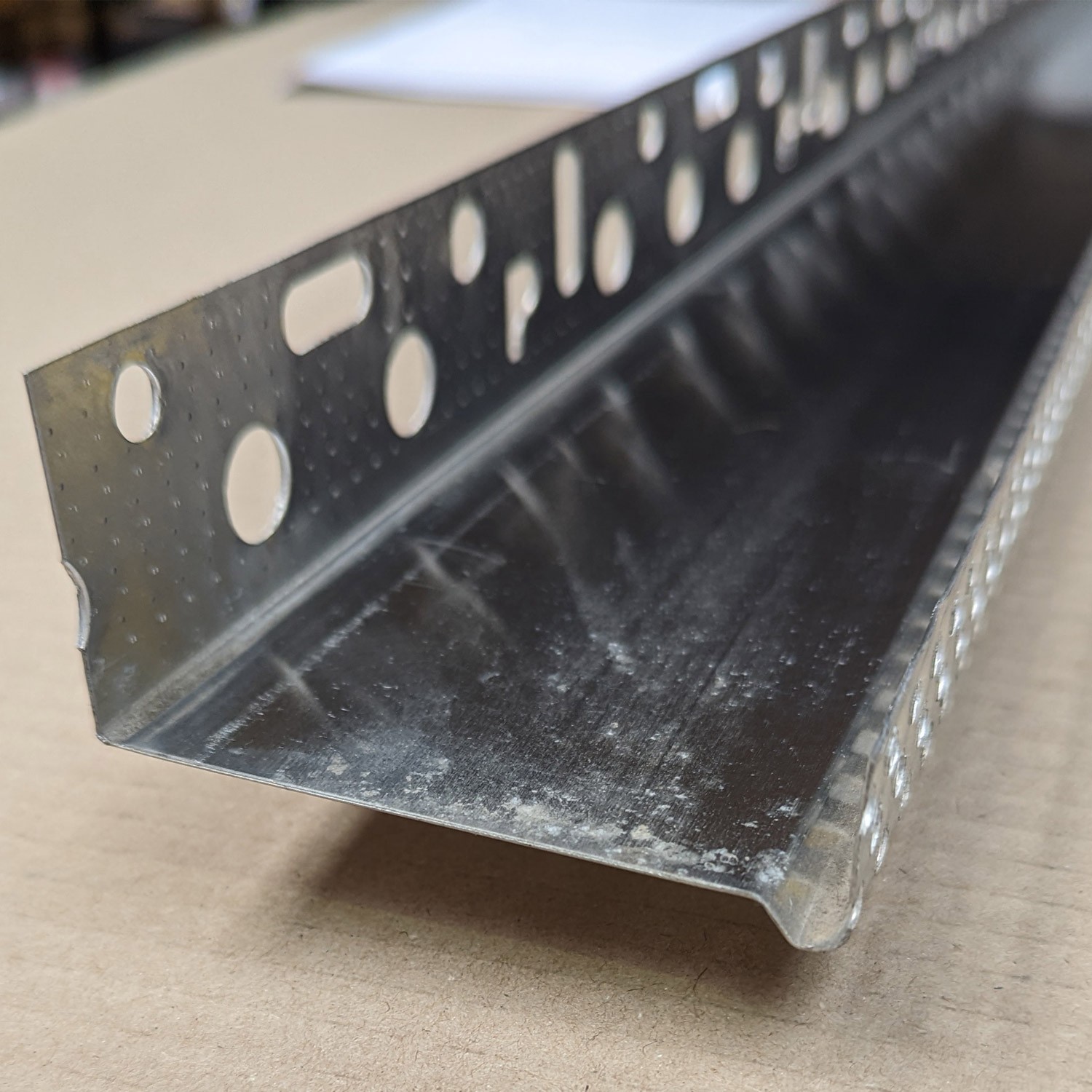Wemico Aluminium Starter Track for Wall Insulation 0.8mm 2.5m