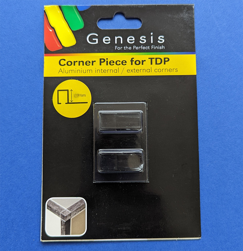 10mm / 12mm Genesis Universal Corner Piece for Polished Black Square Trim. EDP