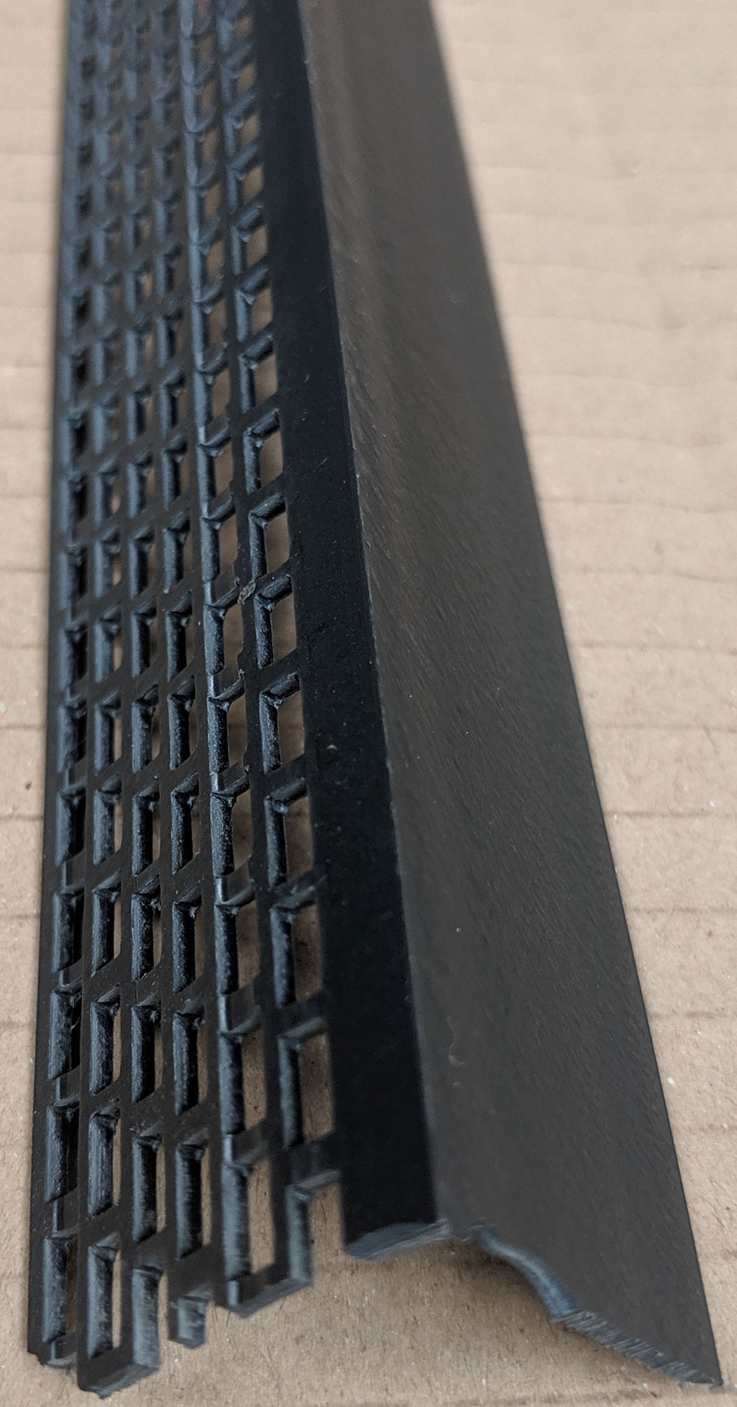 Wemico Black PVC Ventilation Angle 30mm x 30mm x 2.5m 1 Length
