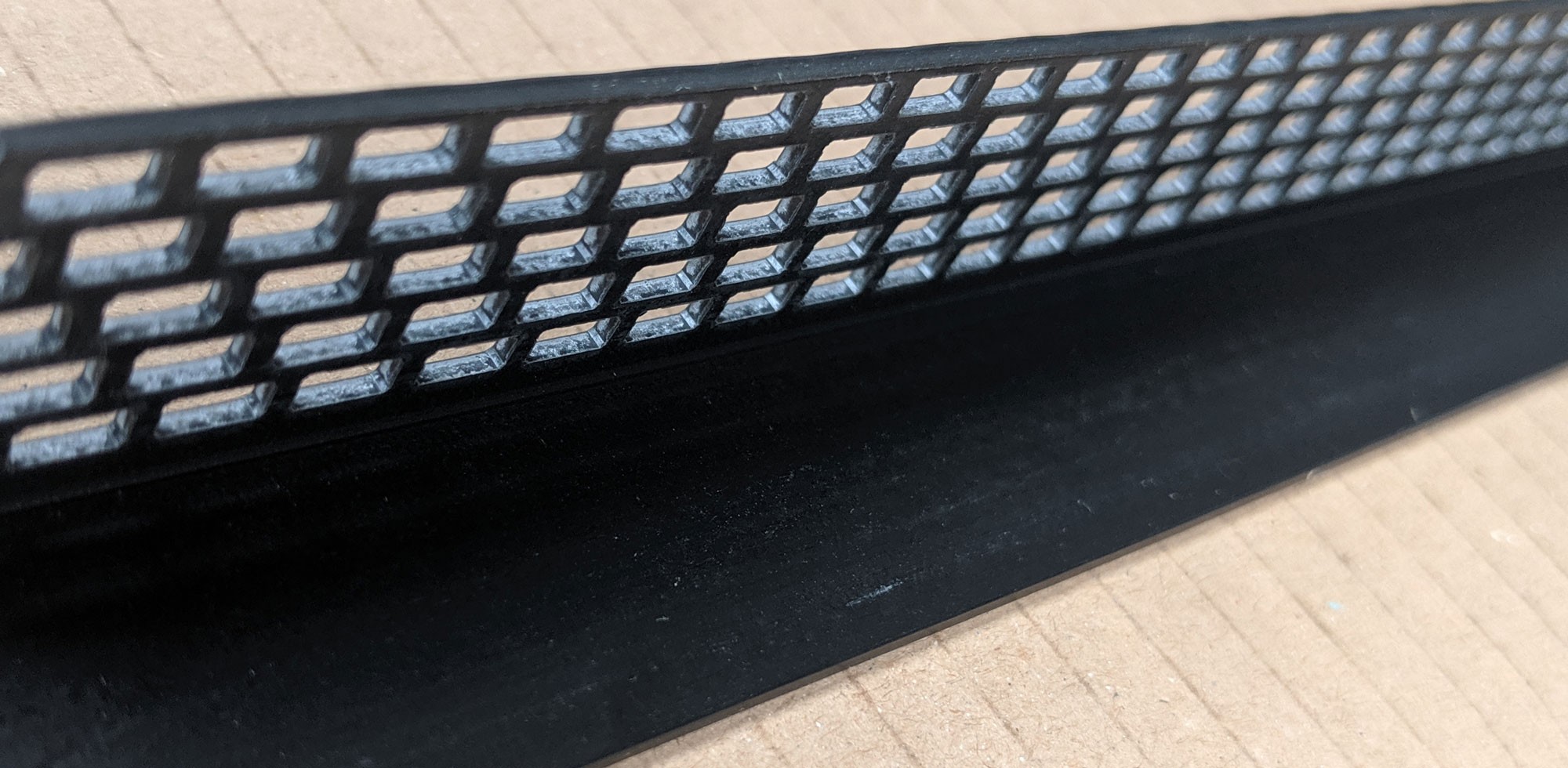 Wemico Black PVC Ventilation Angle 25mm x 25mm x 2.5m 1 Length