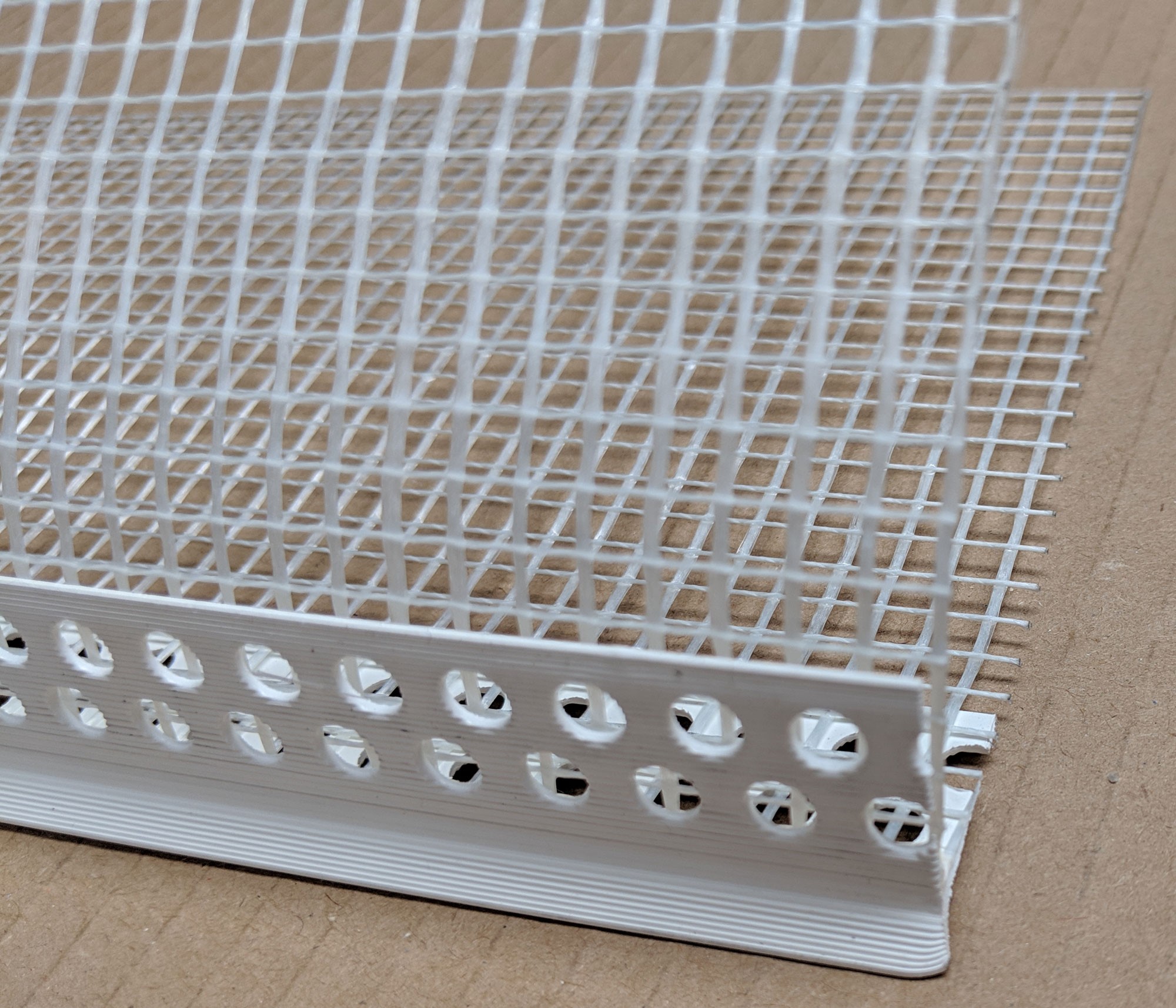 PVC Corner Bead With Glass Fibre Mesh And Extended Arris 6mm Render Depth 2.5m 1 Length