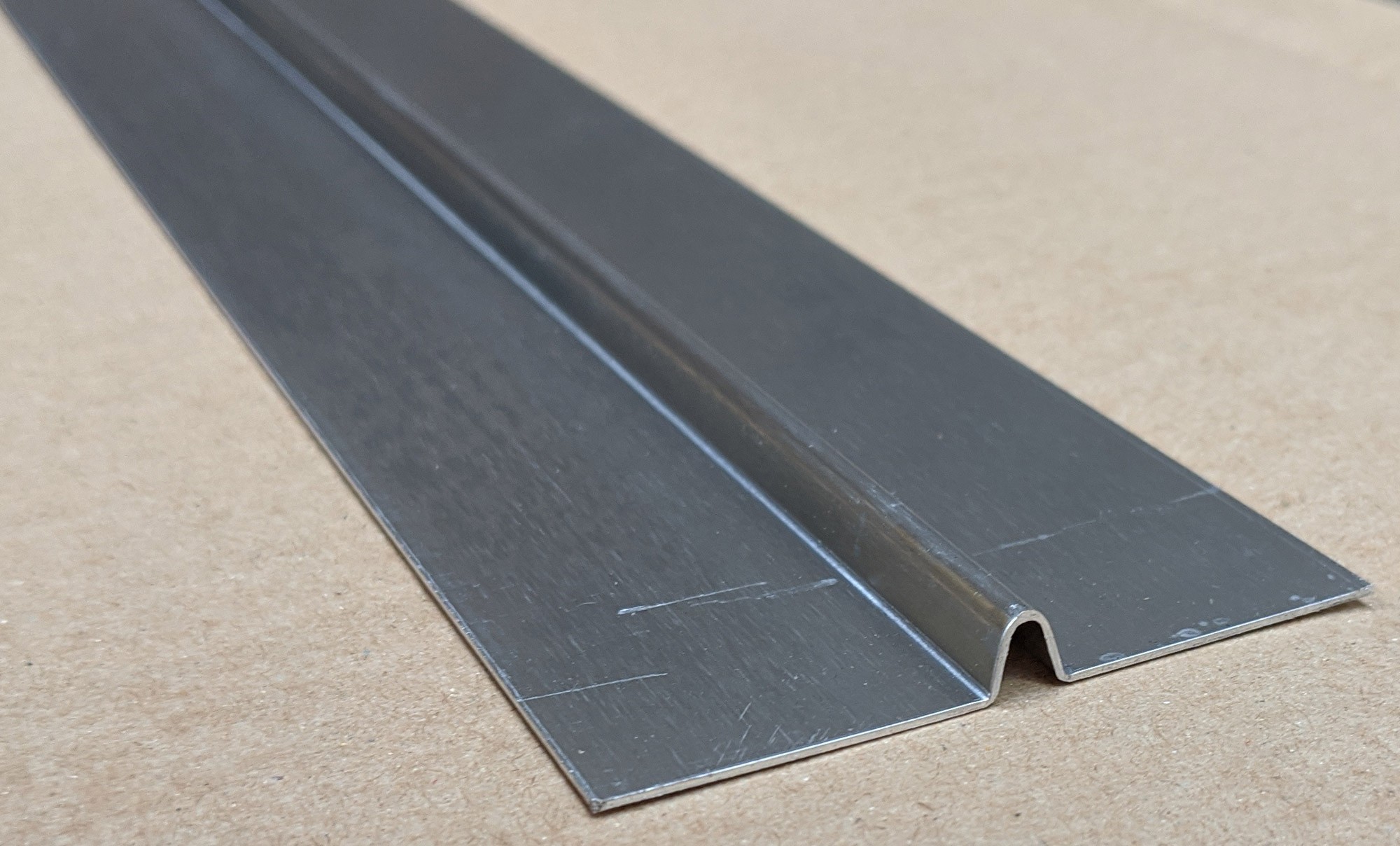 Wemico Aluminium Mill Finish Bird Beak Joint Profile 1 length 62mm x 6mm x 6mm x 2.5m