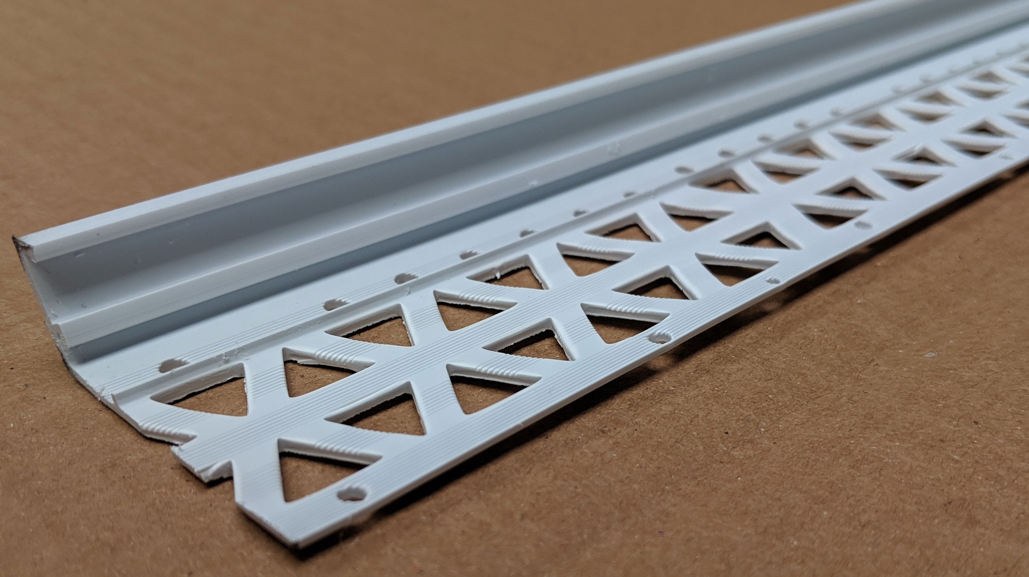 White 10-17mm Render Depth PVC Drip / Bellcast Bead 2.5m 1 Length