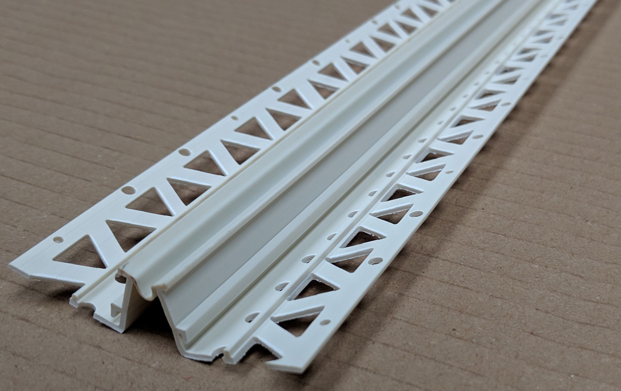 Ivory 6 - 8mm Render Depth PVC Movement Bead 2.5m 1 Length
