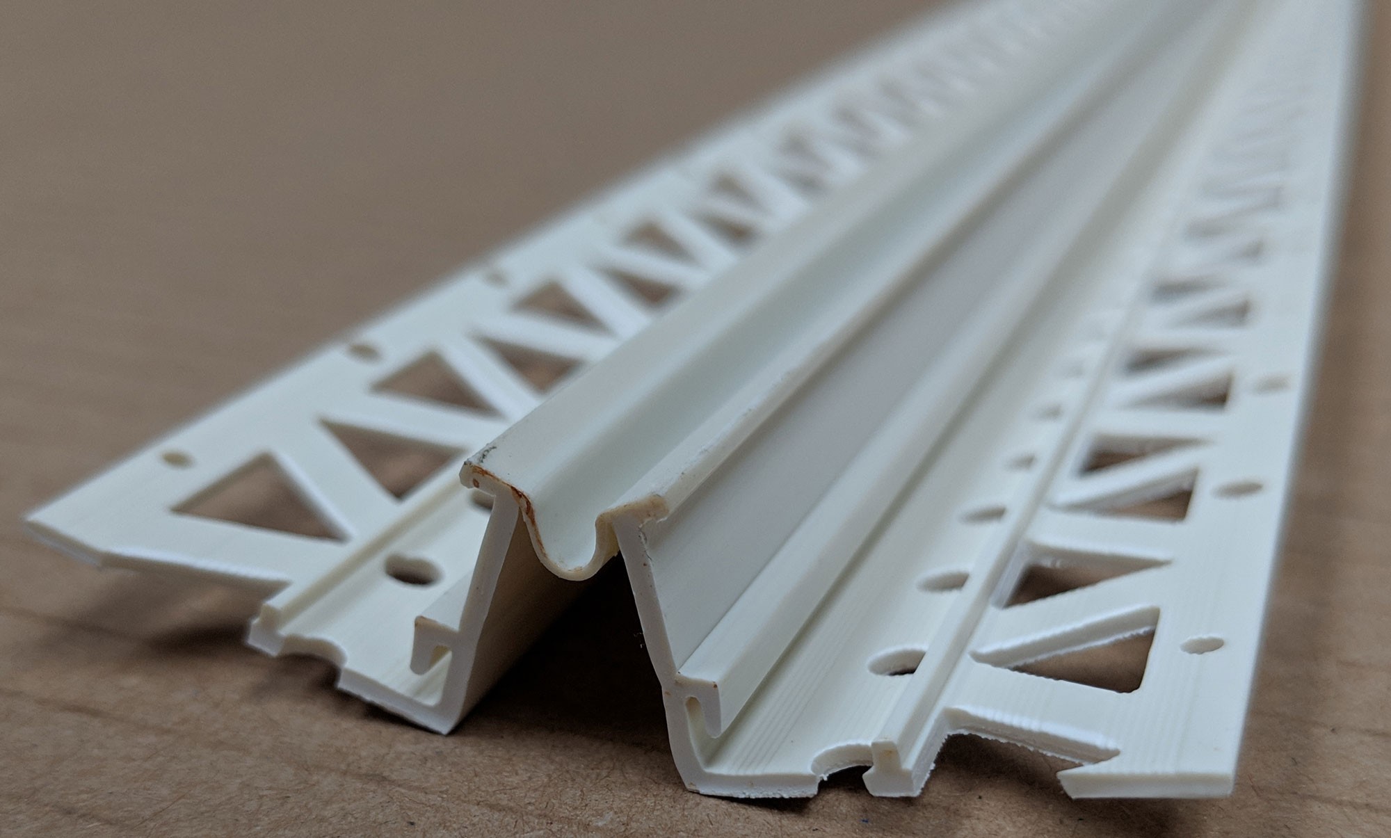Ivory 10 - 12mm Render Depth PVC Movement Bead 2.5m 1 Length