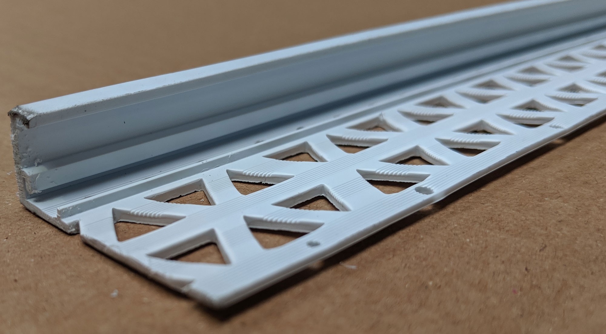 White 15 - 17mm Render Depth PVC Stop Bead 42mm x 3m 1 Length