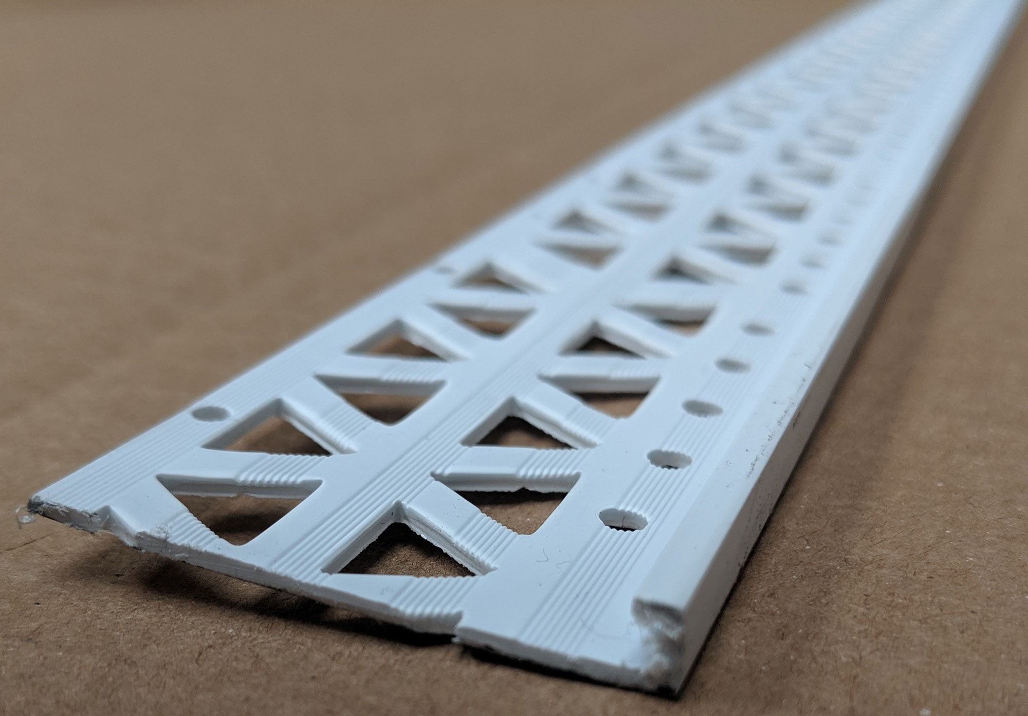 White 6 - 8mm Render Depth PVC Stop Bead 42mm x 3m 1 Length