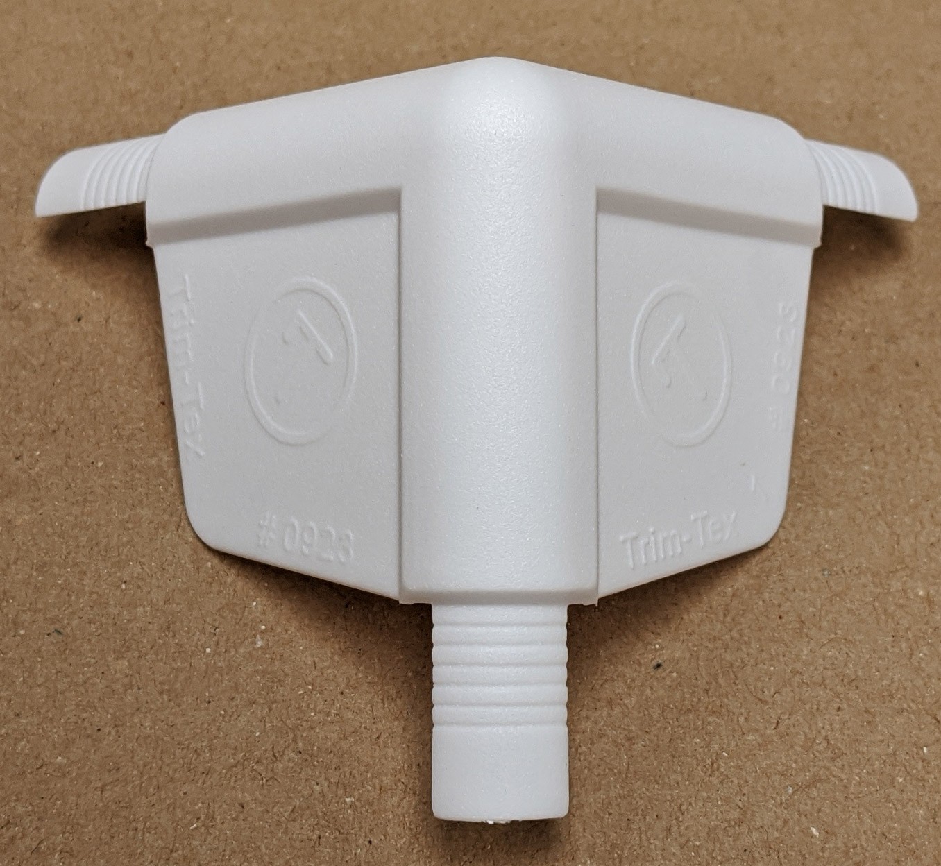 Trim-Tex 350 3 Way Bull Moulded Corner 923