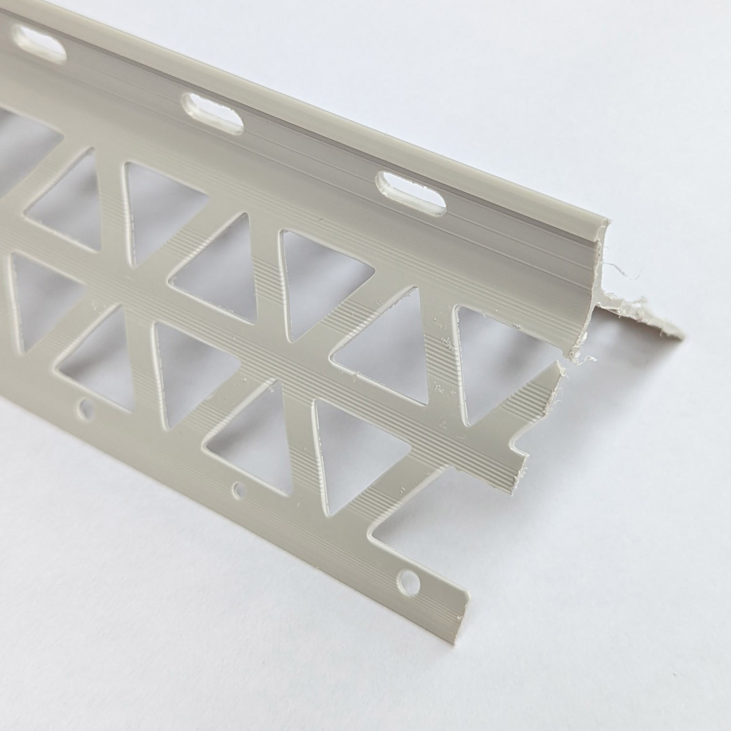 Light Grey PVC Corner Bead 13 - 15mm Render Depth 2.5m 1 Length